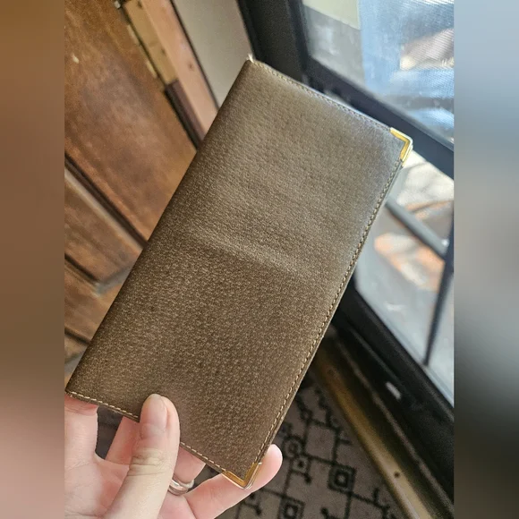 Vintage Gucci Wallet - Picture 1 of 10